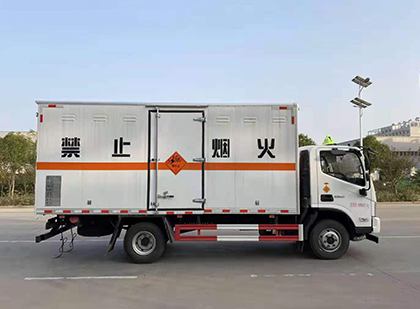 衢州爆破器材运输车