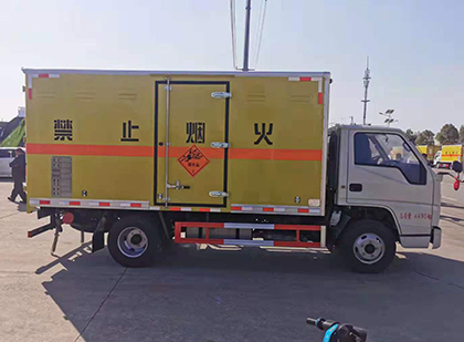 衢州爆破器材运输车技术升级与安全合规新趋势